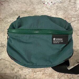 lululemon athletica Green Crossbody Bag